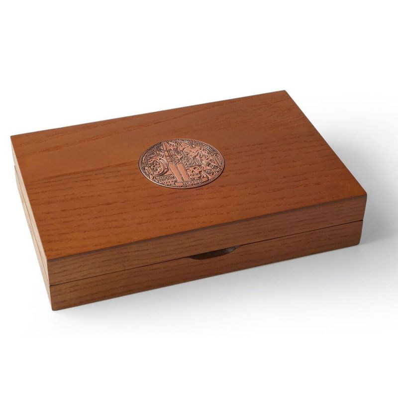 Österreic_5x100euro_Gold_Mythen_Schätze_Legenden_Holzbox_1.jpg